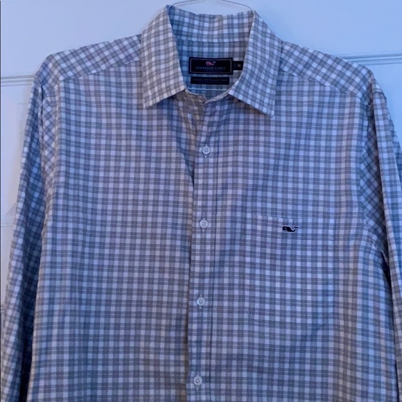 Vineyard Vines Grey and White Button Up - Picture 2 of 3